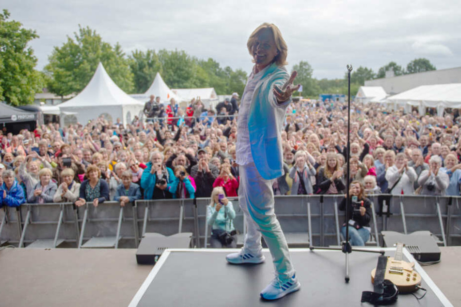 Schlager-Star Jürgen Drews trat beim Fan-Fest auf.