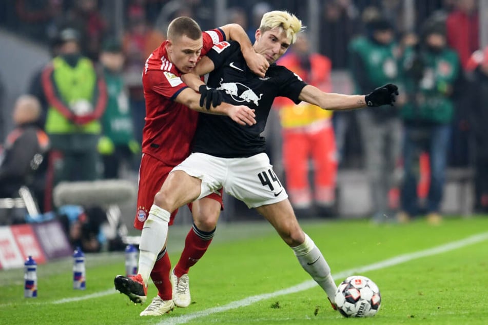 Wird dieses Mal leider nicht dabei sein: RBs Mittelfeldspieler, hier im Zweikampf mit Münchens Joshua Kimmich, der vor seinem Wechsel zu den Bayern ebenfalls in Leipzig spielte.