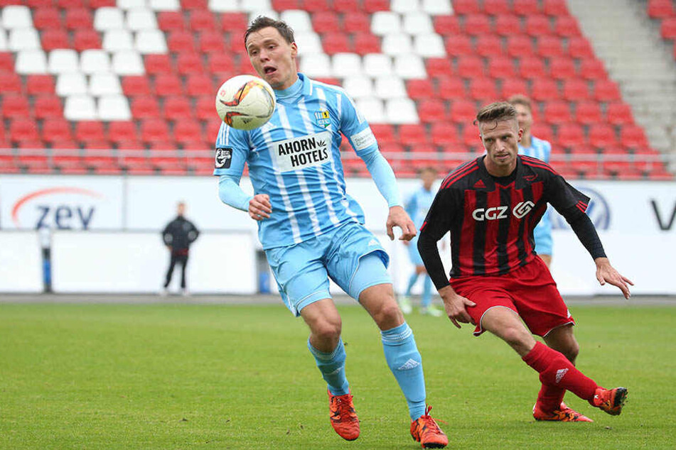 Auch Alexander Bitroff (l.) steuerte einen Treffer zum klaren Chemnitzer Erfolg bei.