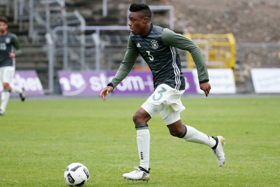 Anderson-Lenda Lucoqui durfte schon einmal in Sachsen kicken, im November 2016 in Aue.