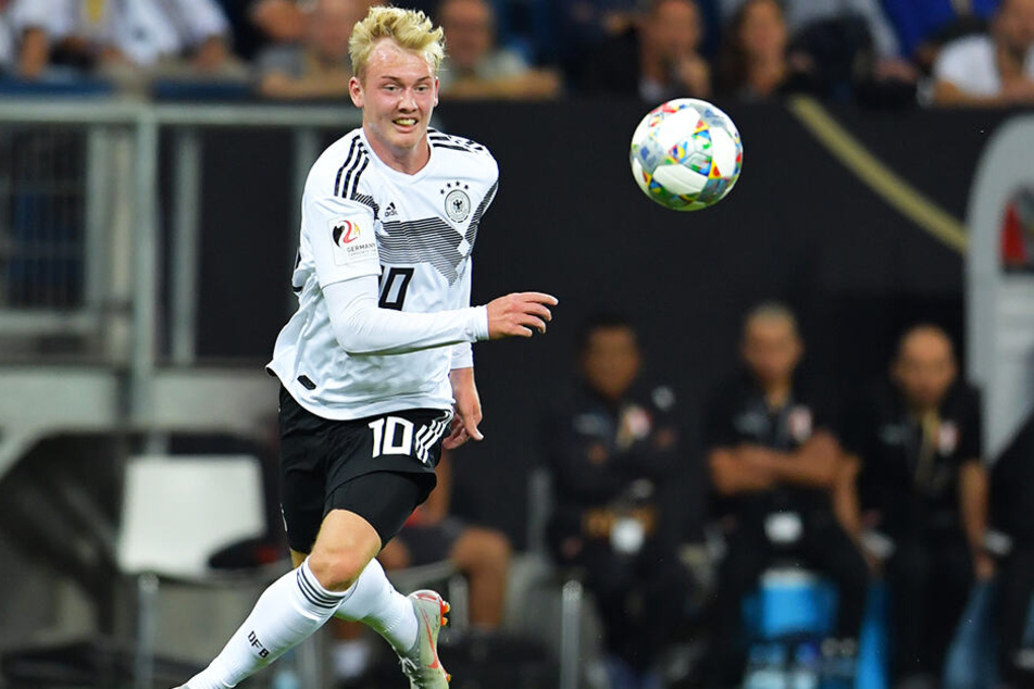 Julian Brandt stand nicht nur in 24 A-Länderspielen auf dem Platz, sondern war seit der U15 Jugend-Nationalspieler und kam im Junioren-Bereich auf stolze 50 (!) Einsätze für Deutschland.