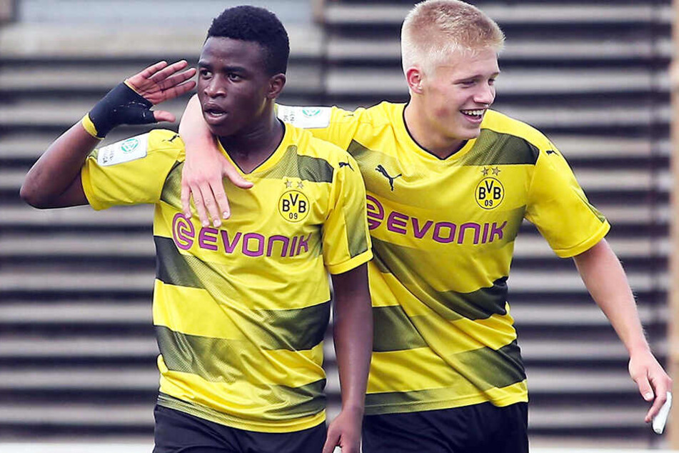 Youssoufa Moukoko traf für die U19 vom BVB am 1. Spieltag gleich sechs Mal. (Symbolbild)