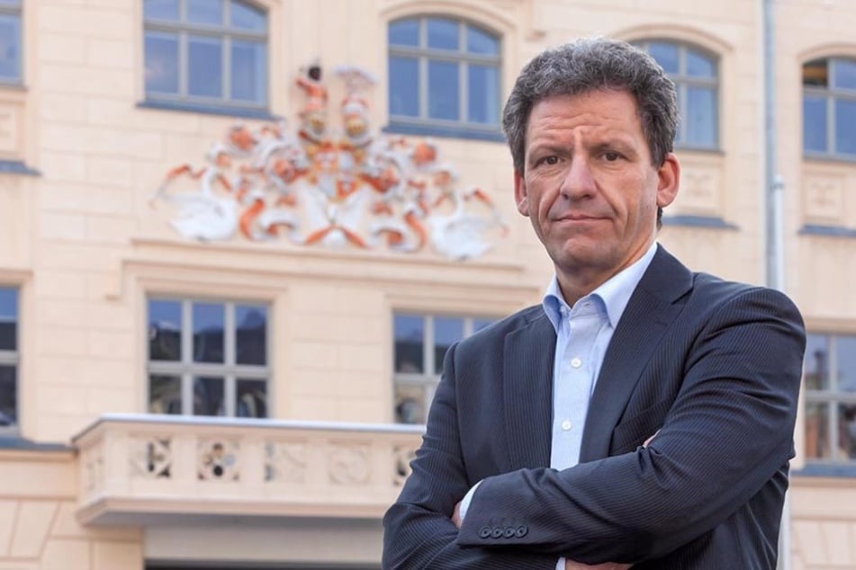 Zwickaus Pressesprecher Mathias Merz (46) erklärt den Sommerendspurt der
Stadt beim Thema Straßenbaustellen.