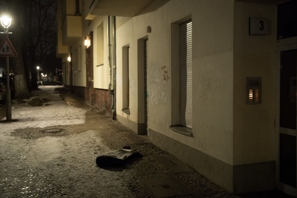 Im Berliner Stadtteil Neukölln hat es in der Nacht zum Sonntag 14 Mal gebrannt.