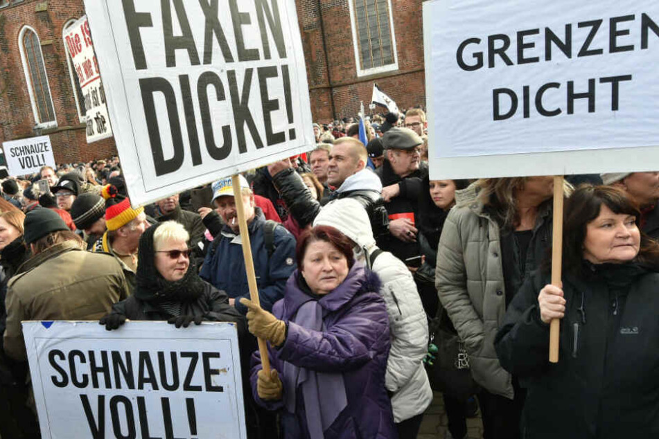 Durch die Spannungen in Cottbus kam es zu verschiedenen Demonstrationen.