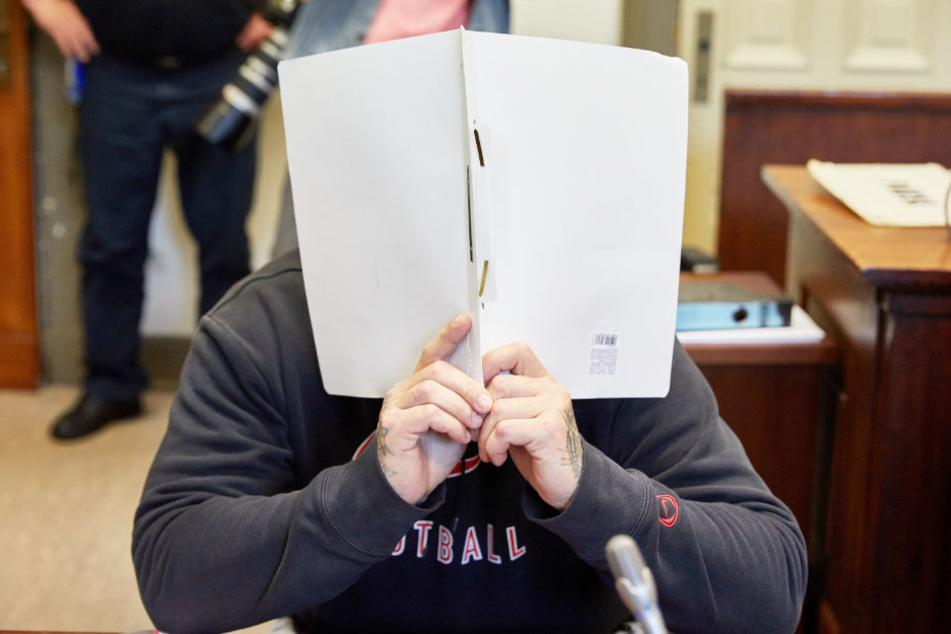 Der Angekagte gestand die Tat zu Prozessbeginn teilweise (Archivbild).