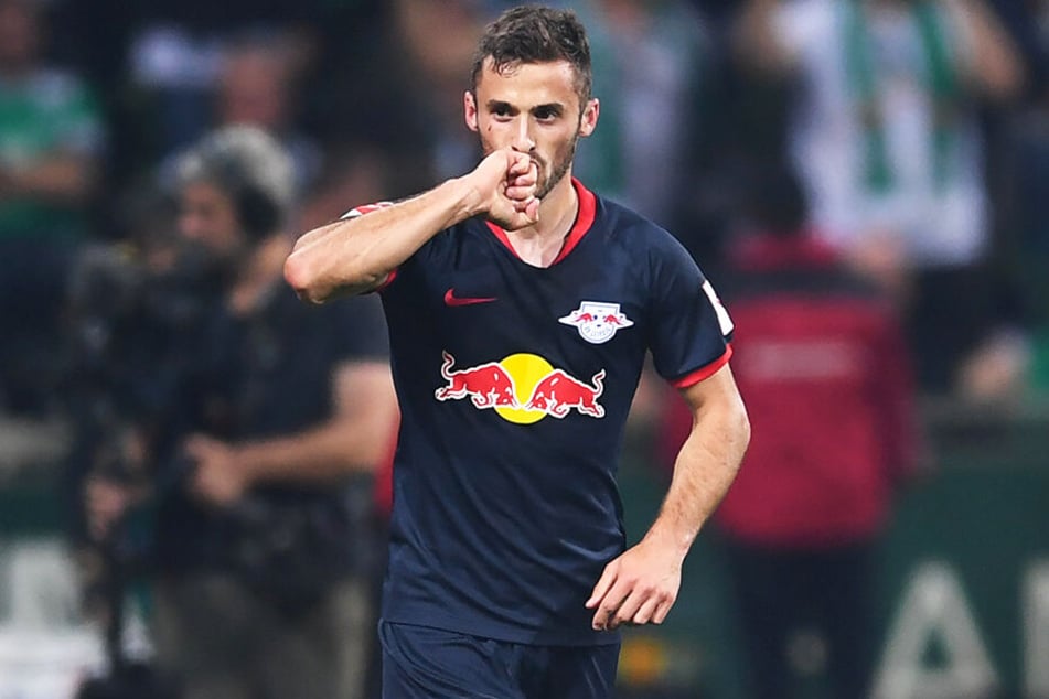 Leipzigs Marcelo Saracchi jubelt nach seinem Tor zum 3:0 für RB in Bremen.