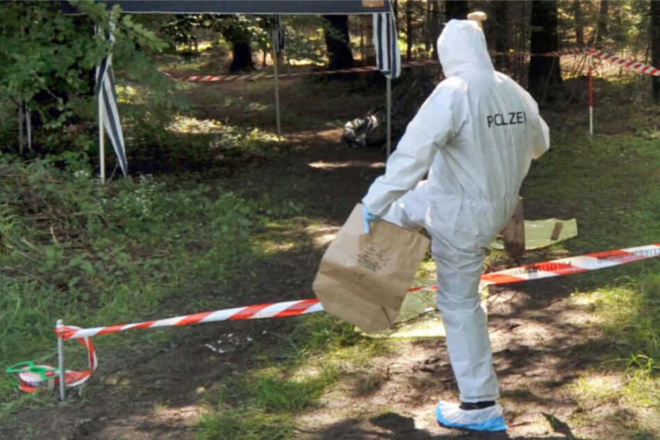 Noch ist völig unklar, wie die Frau zu Tode gekommen ist (Symbolbild).