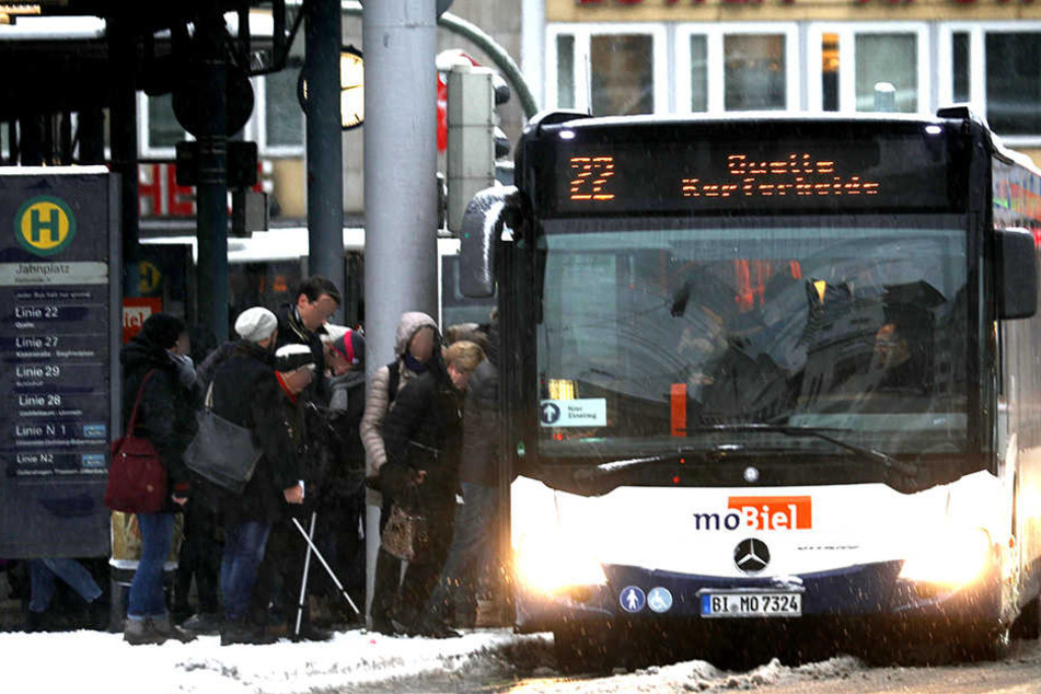 Die Busse sind auch an Weihnachten und Silvester unterwegs.