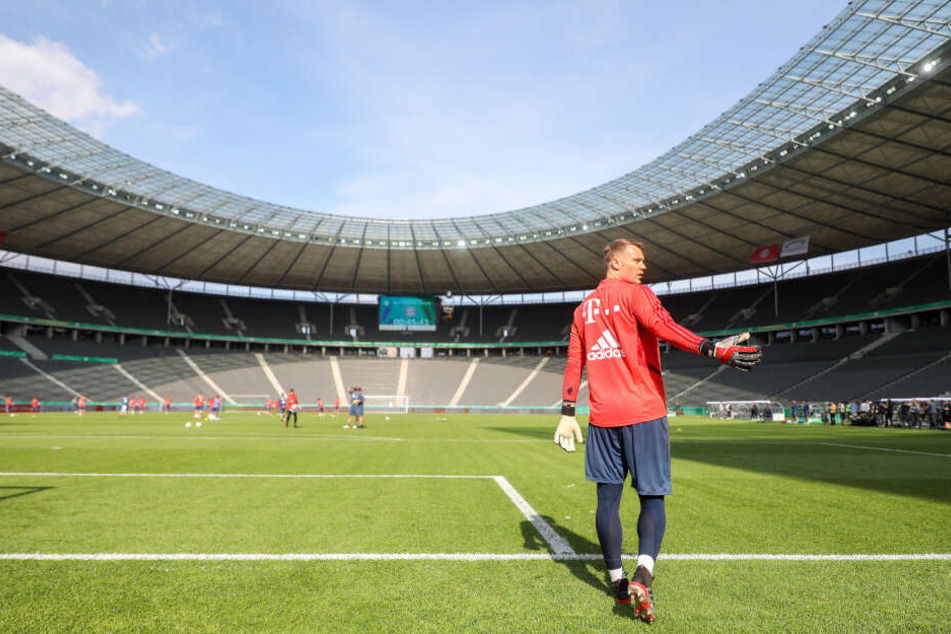 Bayerns Torwart Manuel Neuer beim Abschlusstraining vor dem Finale in Berlin.