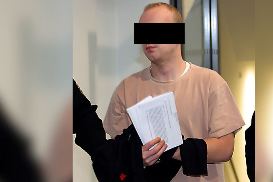 Bastian H. (24, r.) wird der Prozess gemacht.