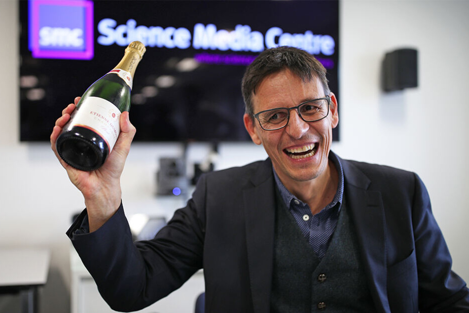 Didier Queloz (53) feiert seinen Nobelpreis.