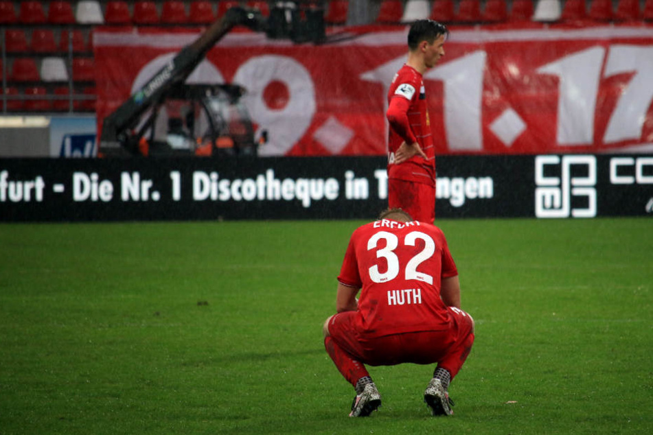 Der Abstieg ist sicher. Rot-Weiß Erfurt spielt nächste Saison in der Regionalliga Nordost. (Symbolbild)