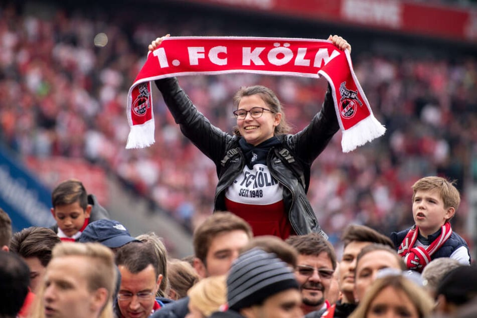 Können die Fans des 1. FC Köln ihren Verein aus der Misere jubeln?