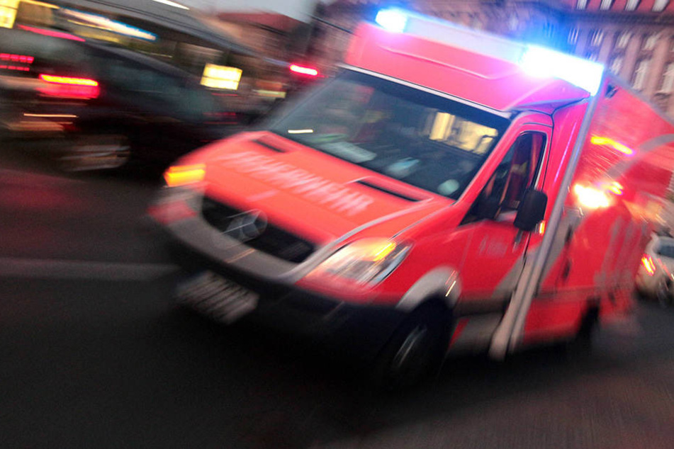 In Hamburg wurde eine Vierjährige lebensgefährlich verletzt bei einer Notfallpraxis abgegeben.
