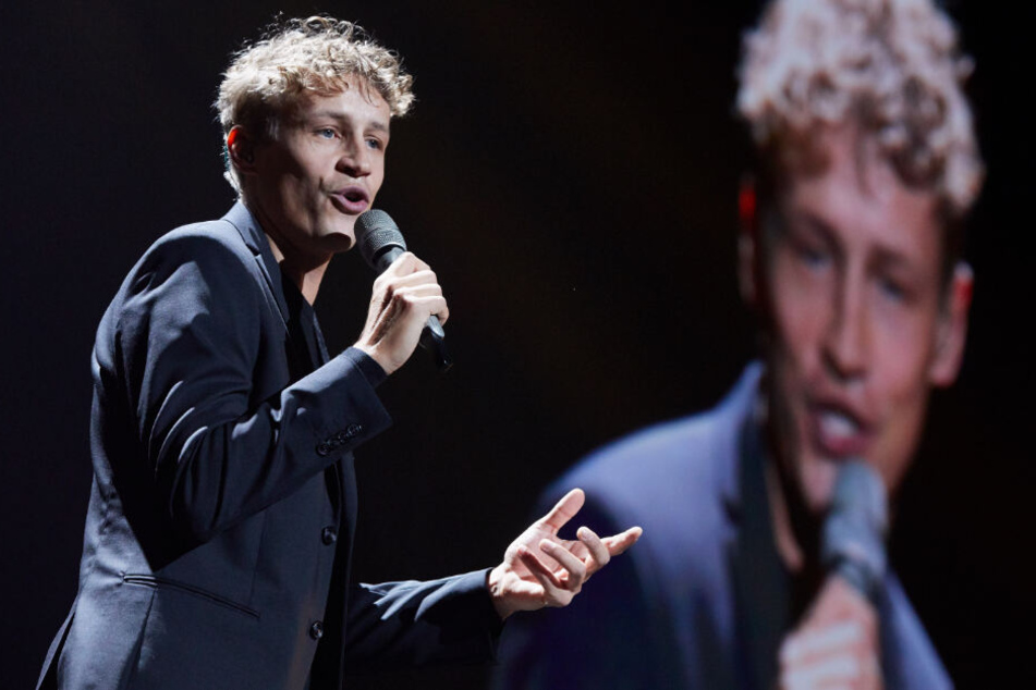 Sänger Tim Bendzko (34) brachte am heutigen Freitag sein viertes Album "Filter" heraus.