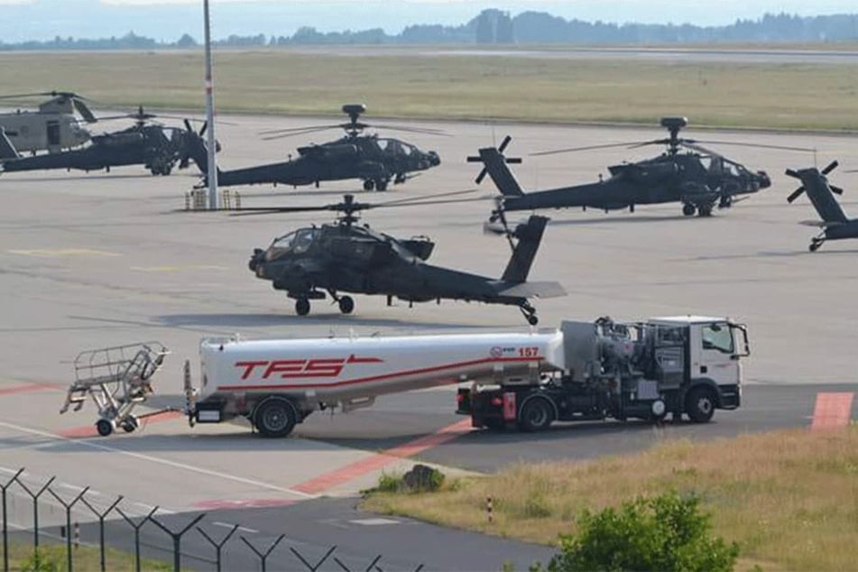 Auf dem Flughafen in Dresden-Klotzsche wurden die US-Hubschrauber aufgetankt.