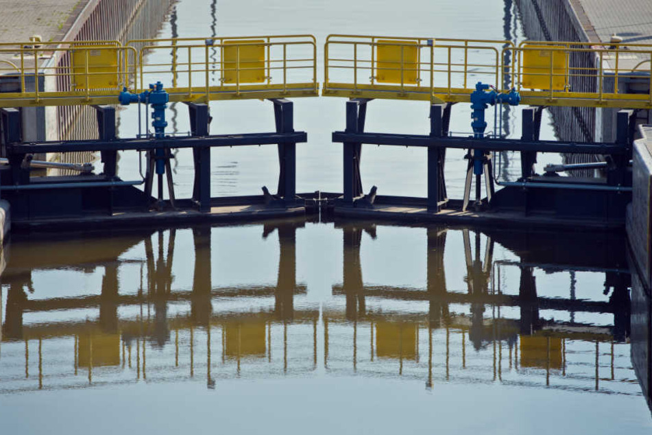 Die Nordkammer der Offenbacher Schleuse ist aktuell außer Betrieb.