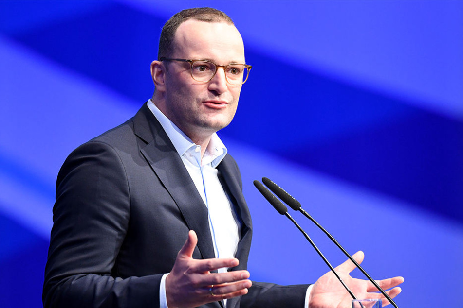 Jens Spahn (CDU) spricht sich für eine dauerhafte Sommerzeit aus.