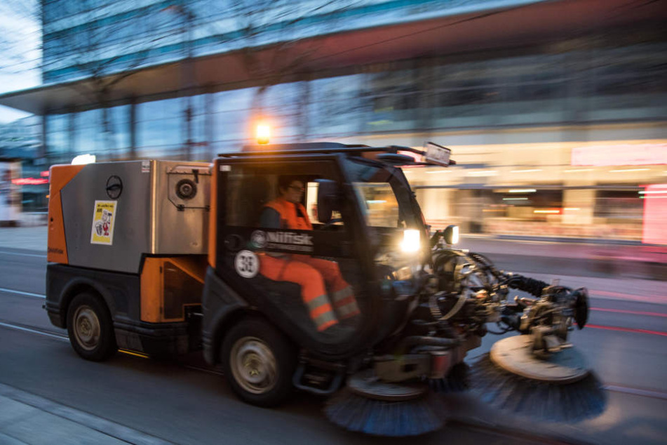 Allein die Müllbeseitigung durch den ASR kostete die CWE 16.600 Euro.