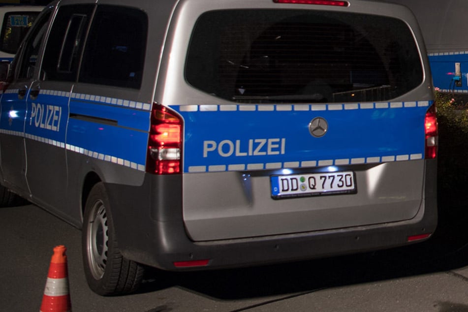 Zwei Männer schlugen auf einen Bargast in der Dresdner Neustadt ein (Symbolbild).