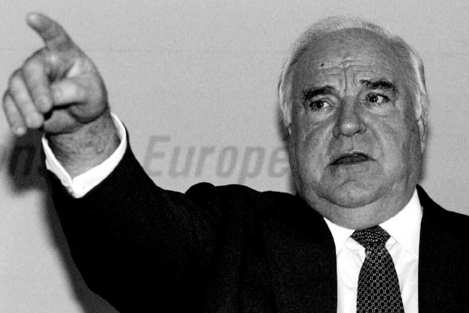 Helmut Kohl hielt 1990 eine Rede in Chemnitz.