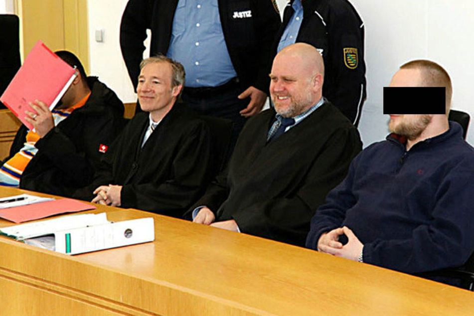 Das Landgericht Chemnitz verurteilte am Donnerstag Sven S. (32, l.) und Frank S. (29, r.) zu Haftstrafen.