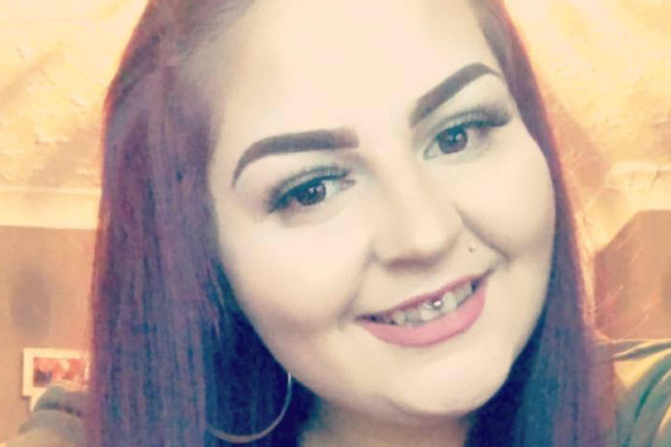 Stacie aus England.