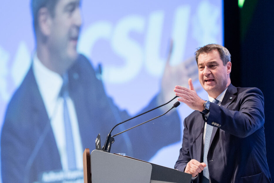 Söder teilt gegen die anderen Parteien aus. Vor allem auf die AfD und ihrer Rechtspolitik hatte er es abgesehen.