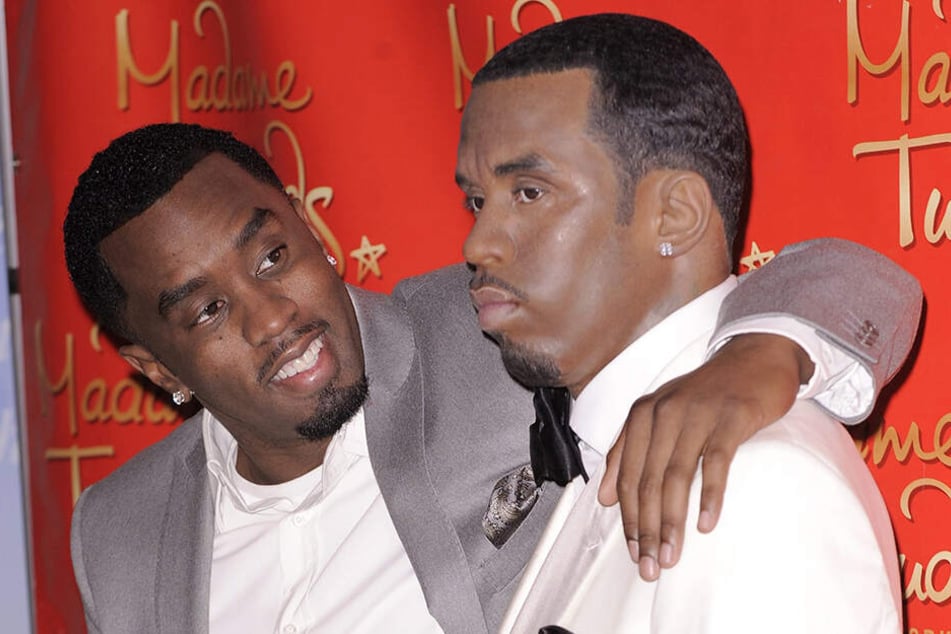 Da war sie noch ganz: Sean "Diddy" Combs mit seiner Wachsfigur im Jahr 2009.