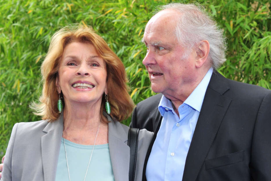 Senta Berger (77) feiert mit ihrem Mann Michael Verhoeven (80).
