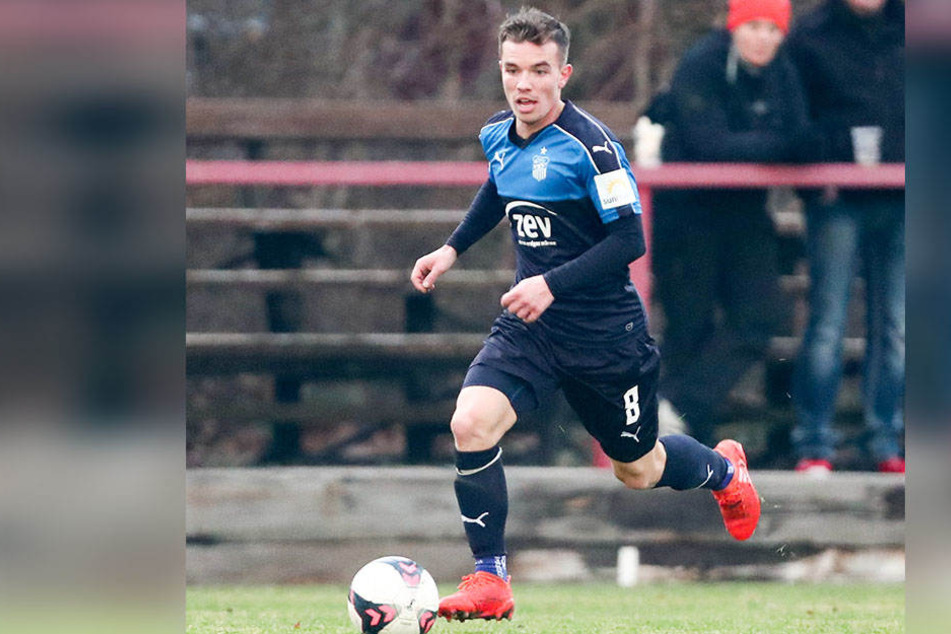 Christian Mauersberger knallte den Ball von der Strafraumgrenze an den linken Pfosten. (Archivfoto)