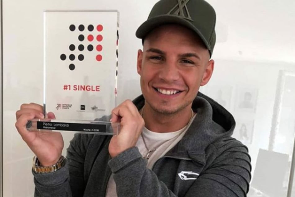 Pietro Lombardi hat mit seinem Award wieder einmal die Chartspitze erreicht!