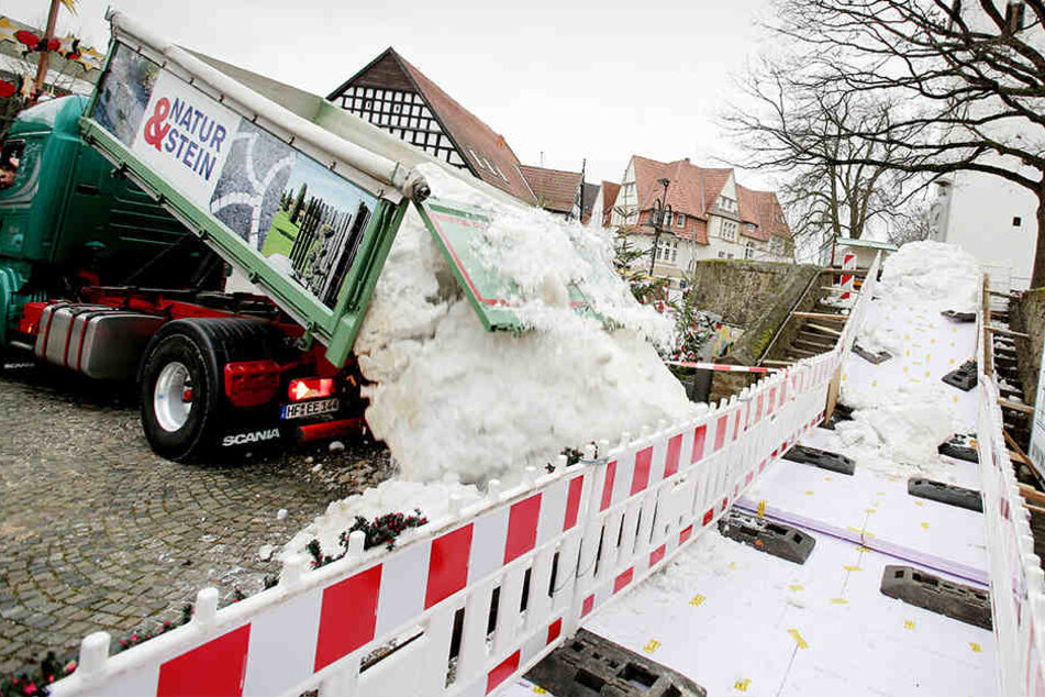 30 Tonnen Schnee wurden aus Bispingen nach Bünde geliefert.
