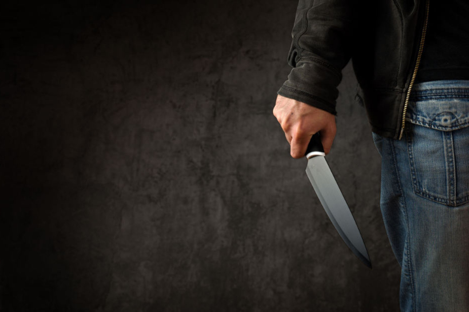 Während des Streits zog ein 18-jähriger Afghane ein Messer und verletzte einen 21 Jahre alten Landsmann. (Symbolbild)