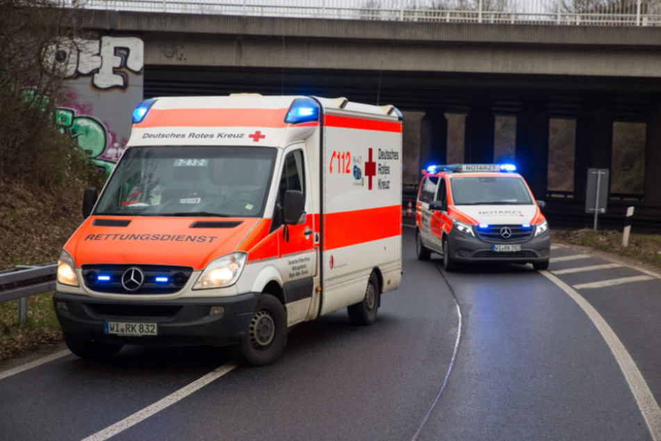 Ein Gaffer machte Fotos von dem Unfall (Symbolbild).