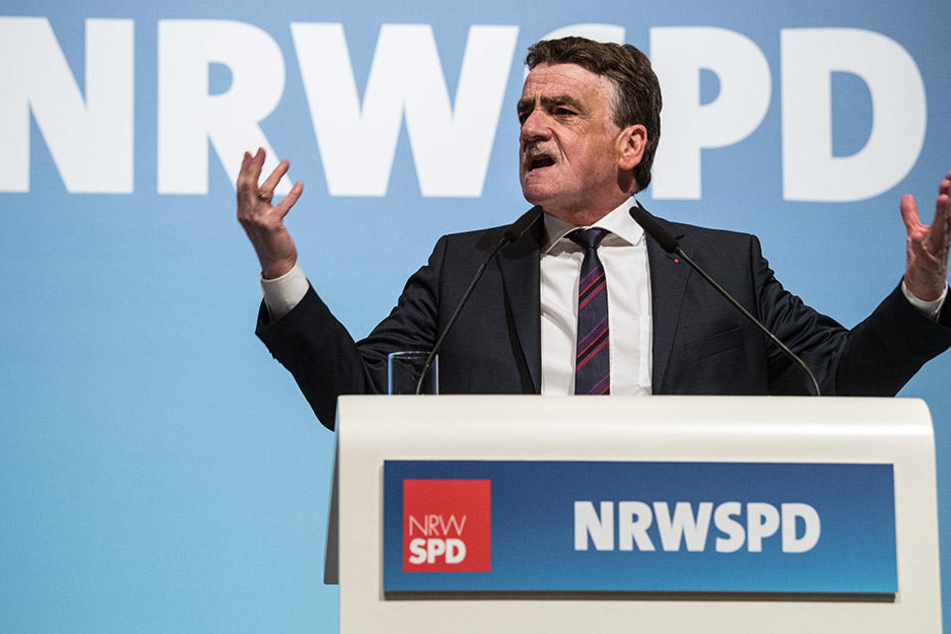 Michael Groschek entschuldigte sich im Namen der Parteispitze für die Wahlniederlage.