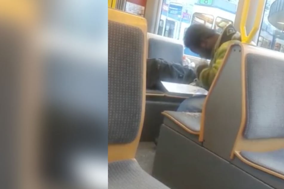 Fake oder echt? Der Unbekannte sortiert immer wieder ein weißes Pulver, zieht sich augenscheinlich "Lines" rein.