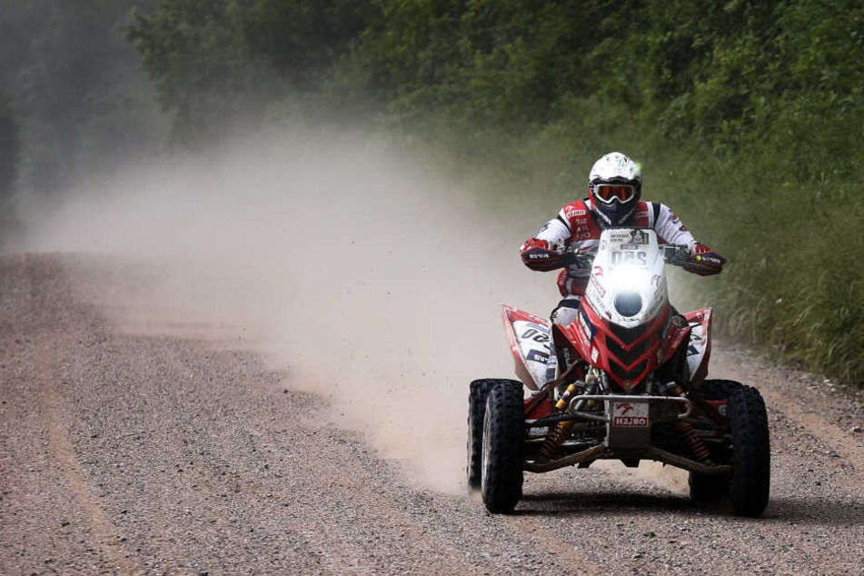 Auf einem Quad lieferte sich ein Unbekannter eine wilde Verfolgungsjagd mit der Polizei. (Symbolbild)