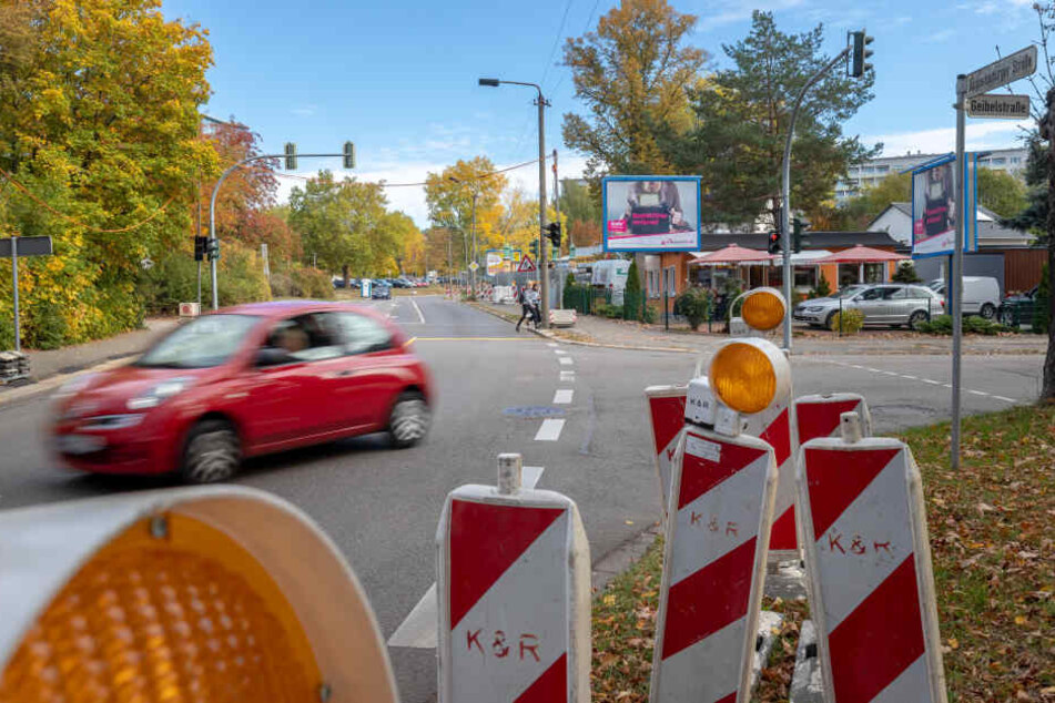 Achtung, Autofahrer! Auf der Augustusburger Straße droht nächste Woche Stau.