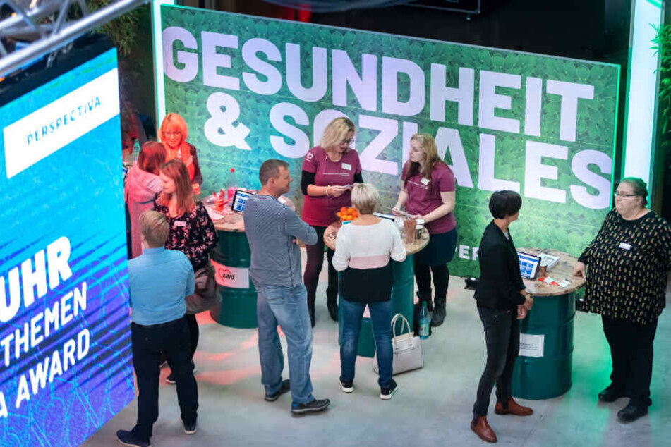 Auf der Jobmesse "PERSPEKT!VA" werben Firmen um zukünftige Mitarbeiter.