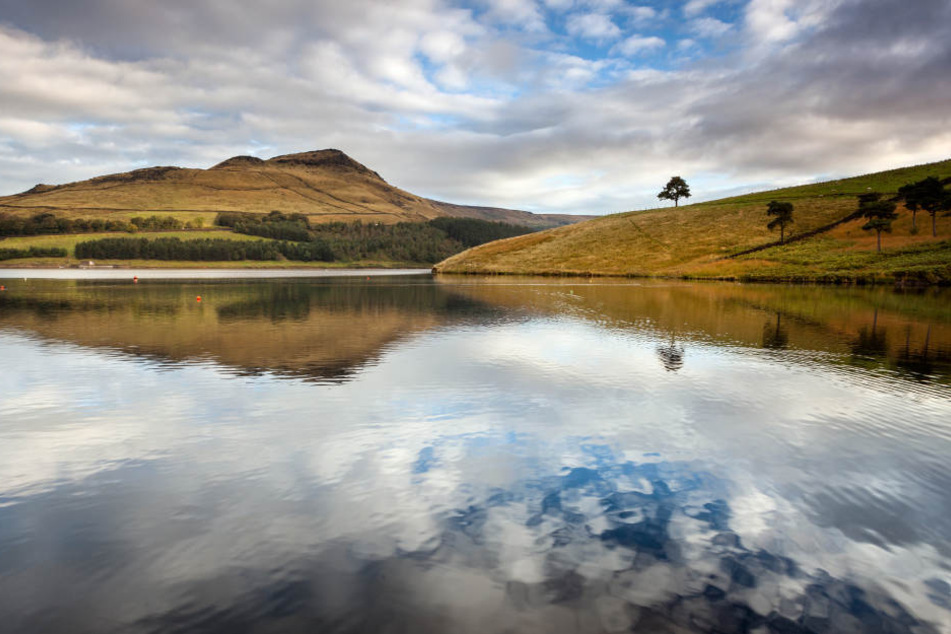 Die Familie ließ sich am Dovestone Reservoire fotografieren.