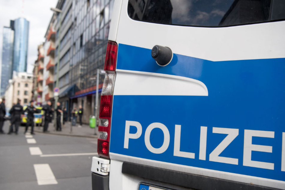 Schon einmal attackierte er Passantinnen auf der Straße (Symbolfoto).