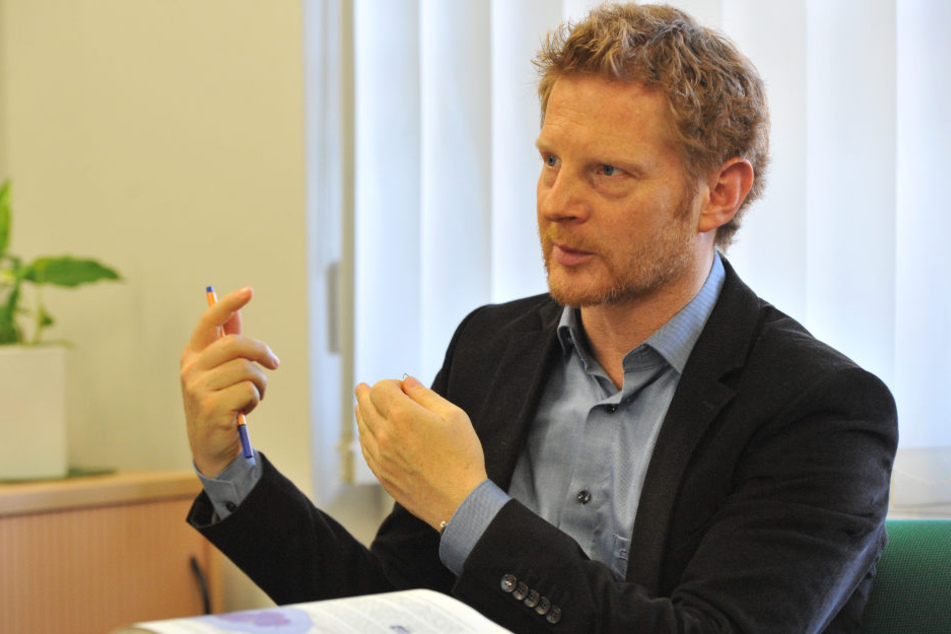 Baubürgermeister Michael Stötzer (44, Grüne) würde den Paternoster abreißen lassen.
