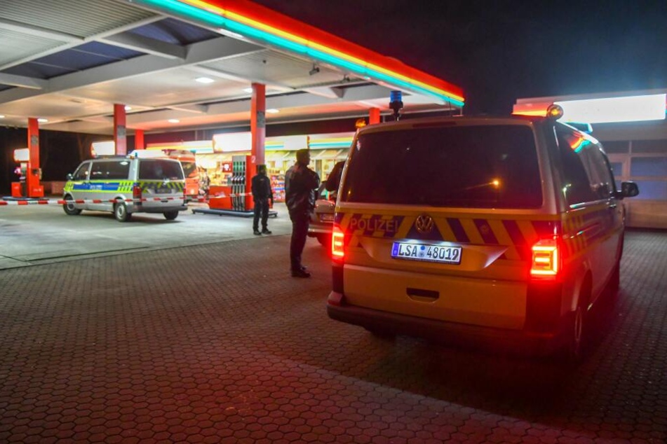 Am Dienstagabend kam es zu einem Überfall auf eine Tankstelle in Magdeburg.