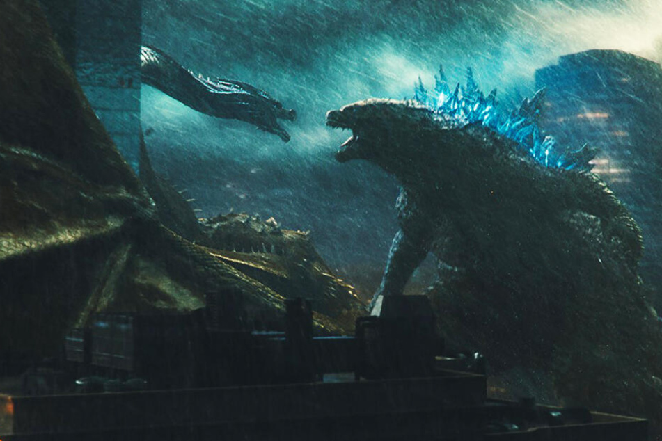 Nur Godzilla (r.) kann Ghidorah stoppen.