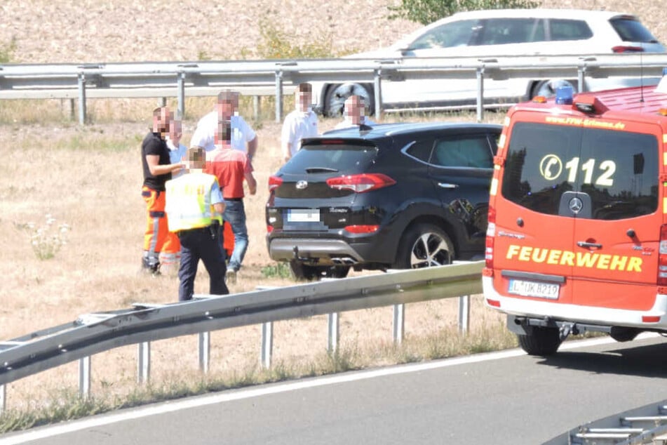 Dieser Parkplatz mutet seltsam an: Auf der Autobahn 14 bei Leipzig gab es am Sonntag einen Unfall.