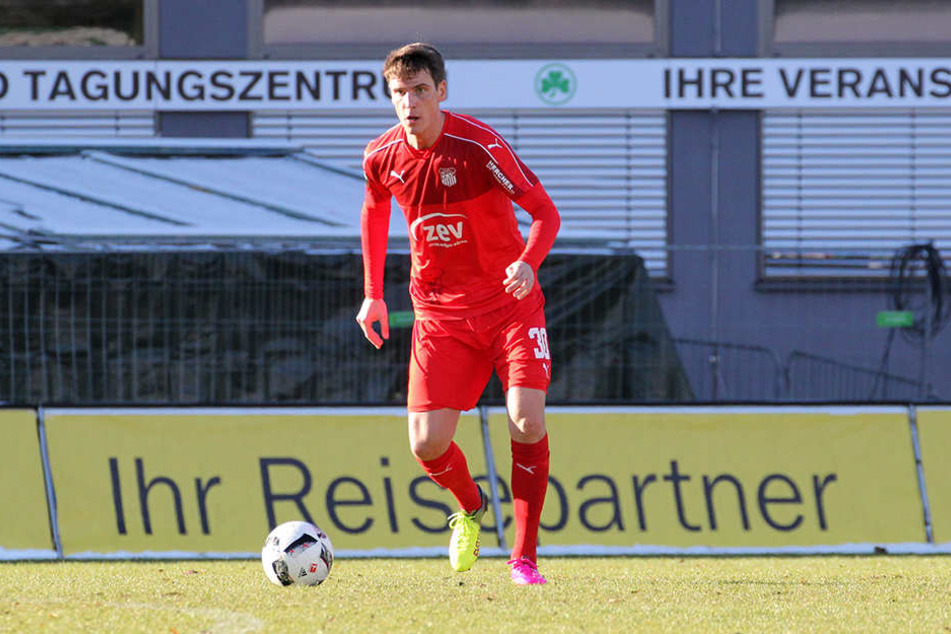 Vor wenigen Tagen noch vereinslos. jetzt vor seinem Debüt beim FSV: Jonas Acquistapace.