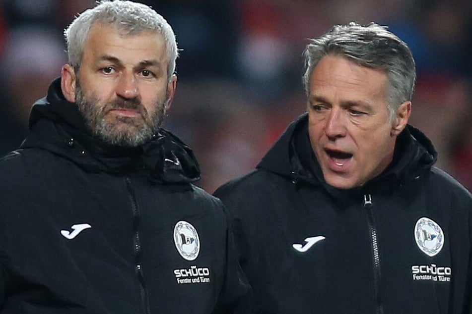 DSC-Coach Uwe Neuhaus (r.) hat derzeit Stürmer-Sorgen.