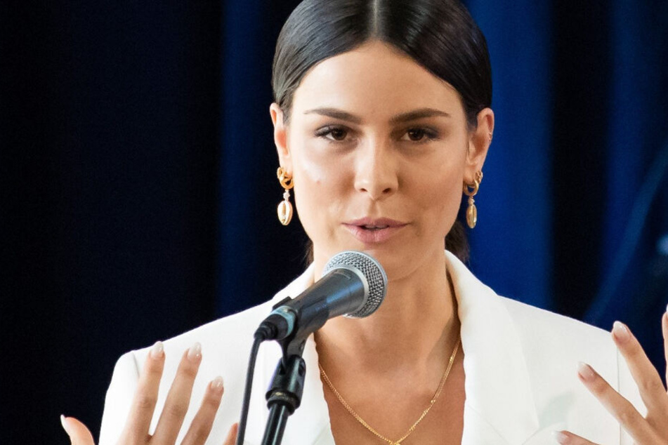 Lena Meyer-Landrut könnte zukünftig ihren offenbar insolventen Vater finanziell unterstützen müssen.